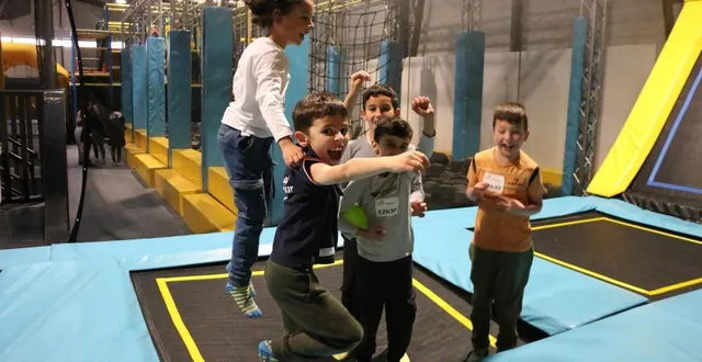 photo  lorsqu’il pleut, trouver de quoi occuper les enfants en vacances peut s’avérer difficile. (photo d’illustration)  &copy;  archives ouest-france 