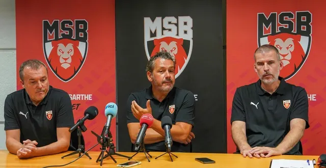 photo  vincent loriot, christophe le bouille et guillaume vizade (de gauche à droite), ont donné une conférence de presse, ce mercredi 20 août, à antarès, pour lancer la saison du msb.  &copy;  arnaud despelchain / ouest-france 