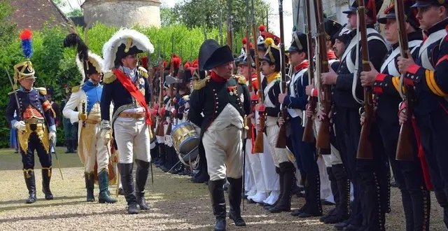 photo  plongée en 1807, aux côtés de napoléon 1er et ses soldats  &copy;  collection nicolas brossard 