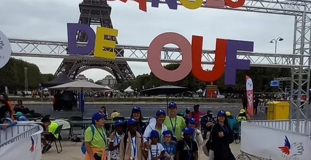 photo  78 enfants de l’orne sont allés à paris pour une journée « de ouf ! » avec le secours populaire.  &copy;  secours populaire de l’orne 