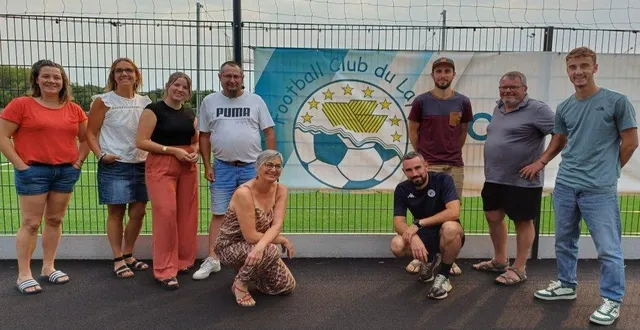 photo  le comité d’organisation des 25 ans du fc layon (manquent sur la photo : christian renou, laurent rabin et vincent hémery).  &copy;  co 