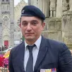 photo  avant la séance de cinéma en plein air, cédric moulin, ancien militaire, présentera l’histoire des héros locaux de la seconde guerre mondiale. 