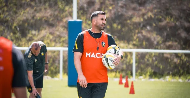 photo  entraîneur auprès des espoirs de 2023 à 2025, romain sazy occupera un nouveau rôle dans le staff de l’équipe première lors de la saison 2025-2026.  &copy;  stade rochelais 