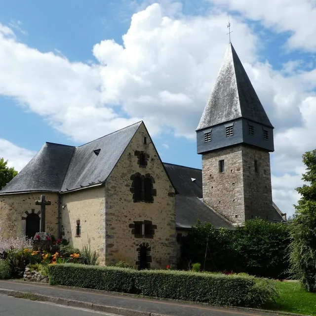 photo l’église du xie siècle est le plus ancien monument de la ville.  ©  ouest-france