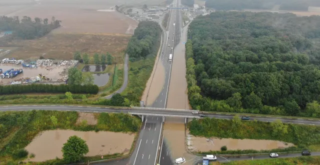 photo  l’a11 a été inondée à hauteur de chartres ce mercredi 20 août 2025.  &copy;  vinci autoroutes 