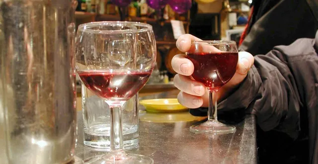 photo  la préfecture de maine-et-loire serre la vis sur l’ouverture de nouveaux débits de boissons à angers.  &copy;  archives ouest-france 