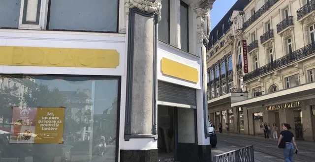 photo  le local de commerce anciennement occupé par l’enseigne de chaussures bocage est actuellement en travaux.  &copy;  ouest france 