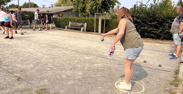 photo  samedi 16 août à saint-jean-de-la-motte (sarthe), avant dernier concours de la saison, avec19 équipes engagées.  &copy;  ouest-france. 