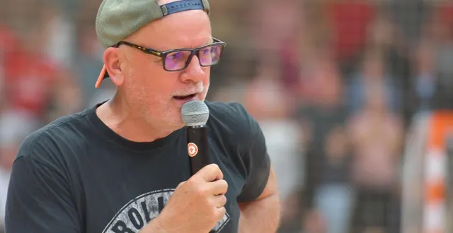 photo  au club depuis toujours, le coprésident frédéric vignier ne laissera pas tomber le hbc celles : « on va se battre », assure-t-il.  &copy;  co - marie delage 