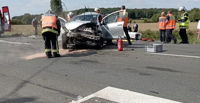 photo  une femme a été grièvement blessée lors de la collision.  &copy;  photo fournie par un témoin de l'accident 