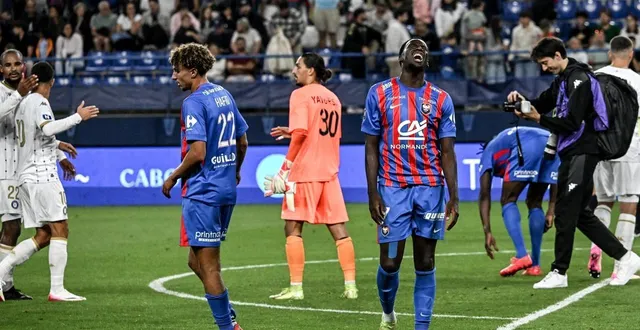 photo  mohammed hafid et adama diakité sont entrés en jeu en seconde période et n’ont pas su faire la différence face à versailles, vendredi 22 août 2025.  &copy;  martin roche, ouest-france 