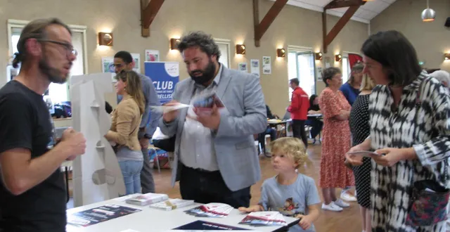 photo  l’an passé, une quinzaine d’associations étaient venues à la rencontre de la population.  &copy;  le maine libre 