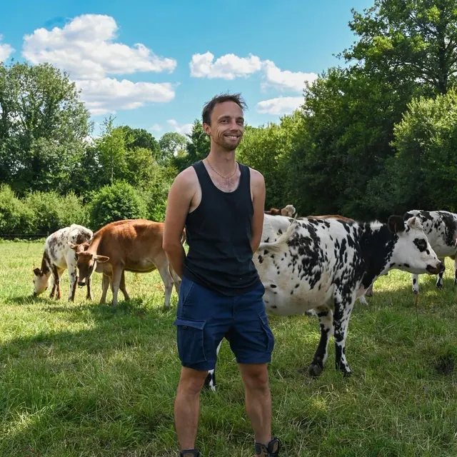 photo pour le coordinateur d’alterfixe, william petipas, le collectif alterfixe est un moyen d’éviter que les bâtiments agricoles ne tombent en ruine avec de nouveaux repreneurs.  ©  capucine barat-gendrot