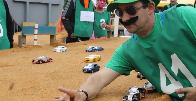 photo  les 24 heures de la bille se déroulent tous les ans à courbeville (mayenne).  &copy;  archives 