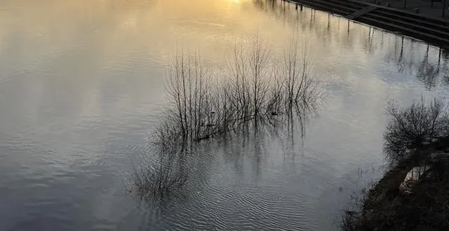 photo  coucher de soleil sur la maine pendant l’hiver 2024, à angers.  &copy;  ouest-france 
