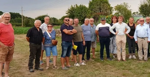 photo  les membres de l’association ont visité le terrain qui accueillera le comice du canton dans la commune.  &copy;  ouest-france 
