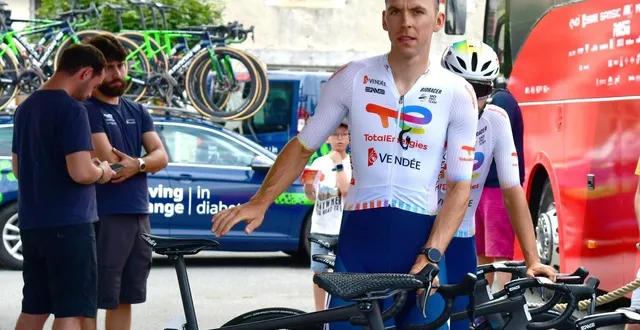 photo  totalénergies s’est fait voler vingt vélos dans la nuit de mercredi à jeudi. de quoi compromettre les ambitions de samuel leroux et consorts ?  &copy;  co - marie delage 