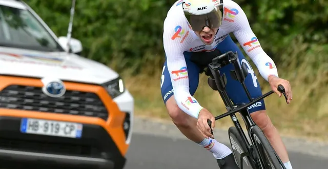 photo  samuel leroux a fait parler sa puissance sur les 27,3 km du parcours entre chauvigny et jardres.  &copy;  co - marie delage 