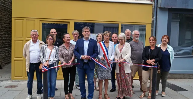 photo  « ces deux locaux sont livrés sans mobilier et sans aménagement spécifique afin de laisser la possibilité à tout type de commerce de s’installer », a souligné la maire.  &copy;  ouest-france 