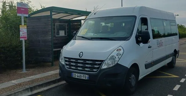photo  la navette illygo dispose de 30 places et roule au biogaz.  &copy;  ouest-france 