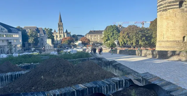 photo  la place kennedy d’angers prend forme. elle doit être livrée avant la fin de l’année.  &copy;  ouest-france 