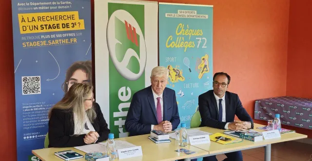 photo  la conférence de presse de rentrée s’est déroulée à beaumont-sur-sarthe avec magalie leroux-cornille, principale du collège local, dominique le mèner, président du conseil départemental et anthony trifaut, président de la commission jeunesse et éducation au département.  &copy;  photo : le maine libre 