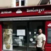 photo  lundi 1er septembre 2025, yacine boufnina rouvre les portes de la boulangerie aux saveurs de coulaines au 54, rue du général de gaulle. 