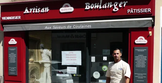 photo  lundi 1er septembre 2025, yacine boufnina rouvre les portes de la boulangerie aux saveurs de coulaines au 54, rue du général de gaulle.  &copy;  ouest-france 