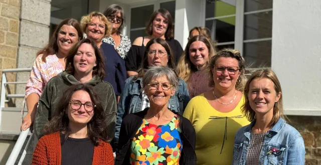 photo  l’équipe pédagogique est prête pour cette nouvelle rentrée scolaire qui sera dédiée aux voyages autour du monde.  &copy;  école sacré-cœur 