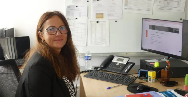 photo  ingrid merlet est la nouvelle principale du collège paul harel.  &copy;  ouest-france 