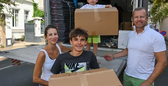 photo  sylvain, sa femme mélanie et leurs deux enfants, éliott l’aîné et camille le plus jeune, ont deux jours pour emménager dans leur nouvelle maison rue jean de la fontaine.  &copy;   co - laurent combet 