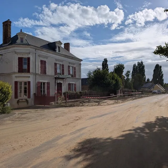 Une coulée de boue a déferlé dans le bourg de Marigné-Laillé. Ouest-France photo une coulée de boue a déferlé dans le bourg de marigné-laillé. © ouest-france