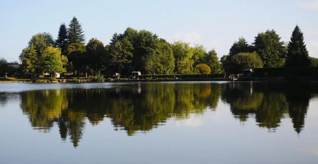 photo  l’étang de la queue d’aronde à athis-de-l’orne, commune déléguée d’athis-val-de-rouvre.  &copy;  ouest-france 