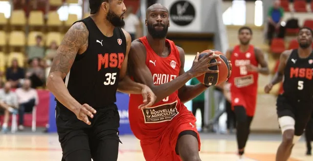 photo  malgré une bonne prestation, diawara et les choletais s’inclinent face au mans.  &copy;  gwenaël mahé 