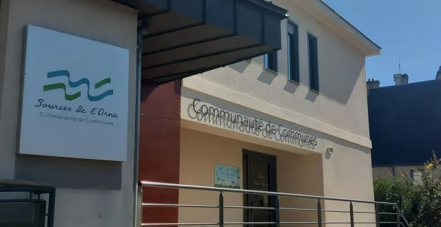 photo  dès la rentrée, la communauté de communes contribuera à la mobilité en milieu rural grâce à un site internet ou l’application mobile atchoum.  &copy;  ouest-france. 