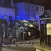 photo la voiture du conducteur a d’abord percuté la victime en draisienne avant d’entrer en collision avec une seconde voiture en stationnement.