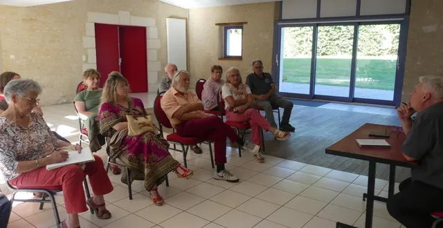 photo  une réunion préparatoire du forum.  &copy;  ouest-france 