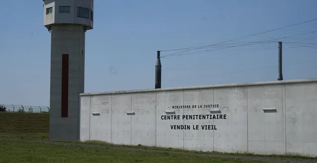 photo  le centre pénitentiaire de vendin-le-vieil est un quartier de lutte contre la criminalité organisée.  &copy;  michel euler / afp 