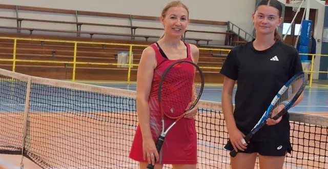 photo  isabelle lucas a triomphé 6-3 6-2 face à gabrielle maudet.  &copy;  le maine libre 