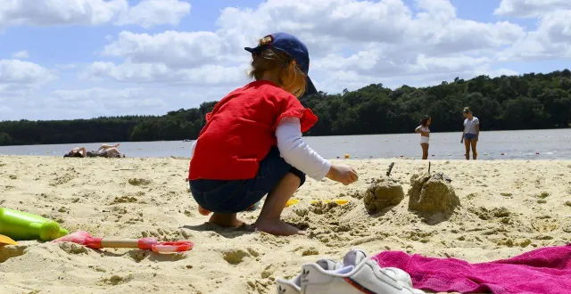 photo  en trois mois, météo france a enregistré 32 jours avec une température supérieure ou égale à 30 °c.  &copy;  archives le maine libre - yvon loué 