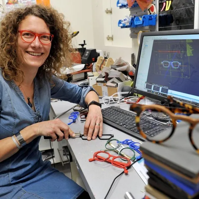 photo lorraine saint-sever, opticienne et créatrice de montures.  ©  archives co - sébastien gaudard