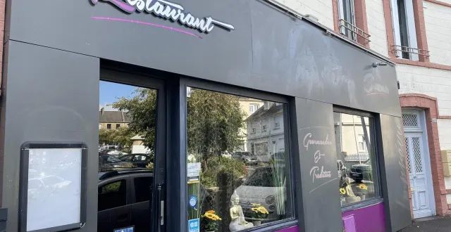 photo  le restaurant l’imprévu va devenir le baron du siam, un restaurant thaïlandais et laotien, place charleston à flers, dans l’orne.  &copy;  ouest-france 