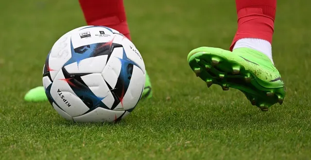 photo  les 23 clubs sarthois en lice au 3e tour de la coupe de france connaissent leurs adversaires.  &copy;  illustration le courrier de l’ouest - josselin clair 