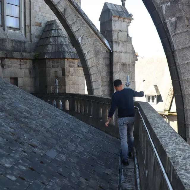 photo l’accès au toit du chœur de l’église saint-germain de flers est interdit au public.  ©  ouest-france
