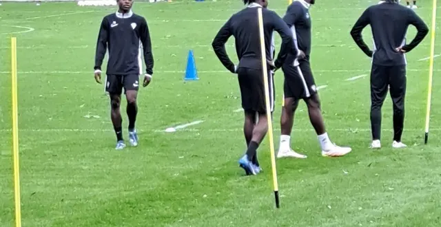 photo  harouna djibirin a intégré le groupe des pros d’angers sco, ce jeudi à l’entraînement.  &copy;  ouest france 