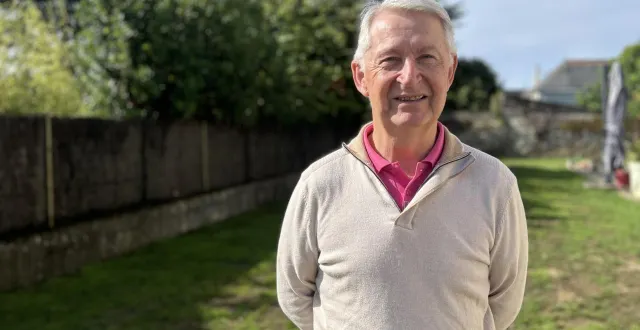 photo  chemillé, jeudi 4 septembre 2025. à 71 ans, gérard cesbron se lance dans la campagne des municipales.  &copy;  co – freddy reigner 