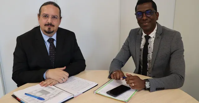 photo  tony maignan (à gauche) a fait son retour au poste de principal du collège simone-veil à sablé-sur-sarthe où il est associé à manuelli miravoutin, son adjoint, en place depuis 2024.  &copy;  ouest-france 