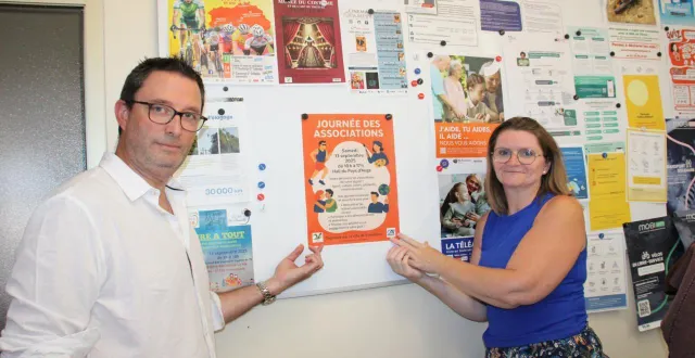 photo  luc béquet, adjoint au maire délégué à la vie associative et sportive au côté de la secrétaire, angélique aubert.  &copy;  ouest-france 