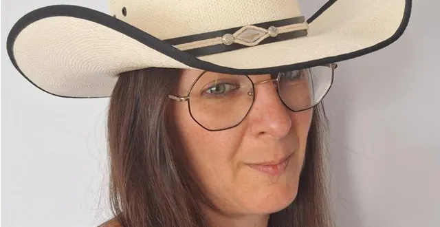 photo  la présidente et animatrice de memphis country 72, sandrine louaze.  &copy;  ouest-france 