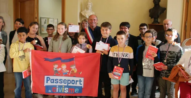 photo  grâce au passeport du civisme, les élèves ont découvert leur territoire et ses institutions.  &copy;  ouest-france 